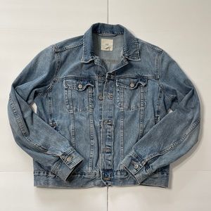 H&M Light Wash Denim Jacket- Medium